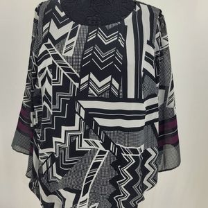 AGB beautiful flowy top